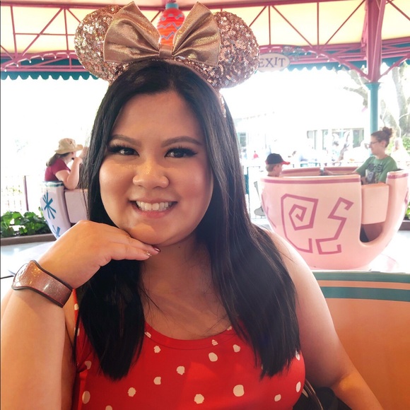 Meet your Posher, Jessica - Picture 2 of 3